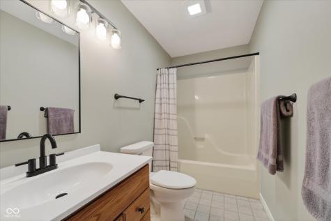 5021 Tudor Circle Carmel IN 46033