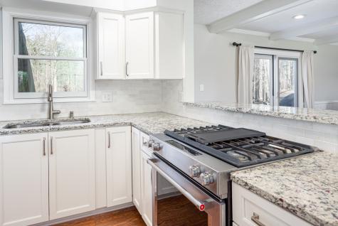 635 Sugarbush Drive Zionsville IN 46077