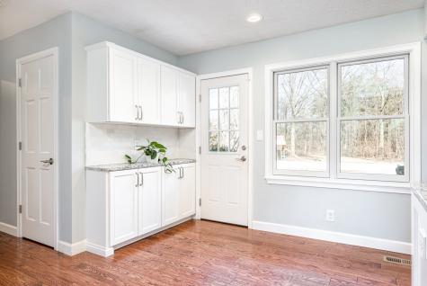 635 Sugarbush Drive Zionsville IN 46077