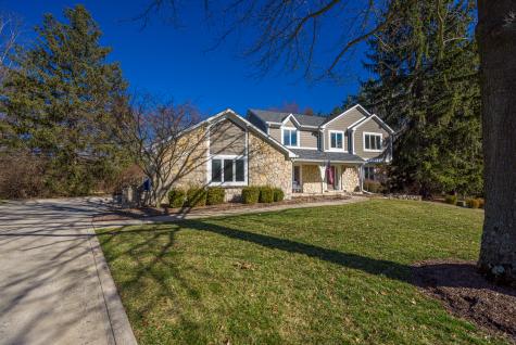 635 Sugarbush Drive Zionsville IN 46077