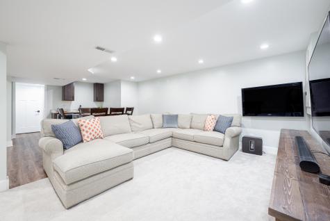 635 Sugarbush Drive Zionsville IN 46077