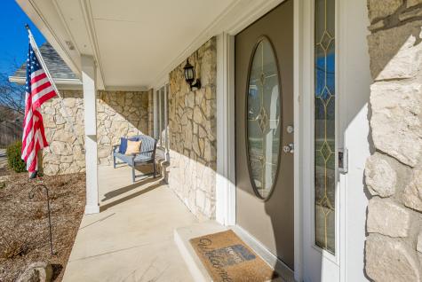 635 Sugarbush Drive Zionsville IN 46077