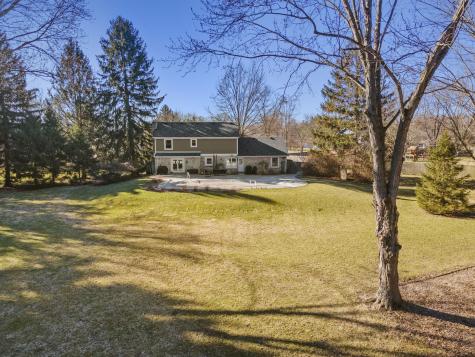635 Sugarbush Drive Zionsville IN 46077