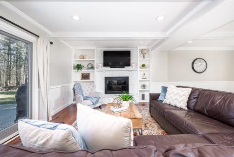 635 Sugarbush Drive Zionsville IN 46077