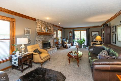 1157 Texarkana Drive Indianapolis IN 46231