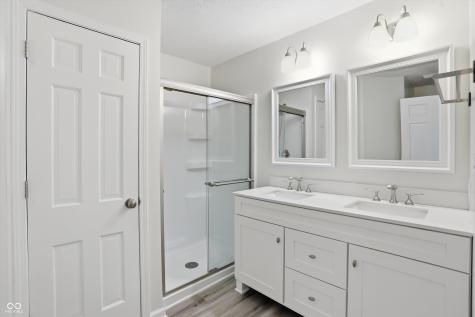8953 Baywood Circle Indianapolis IN 46256