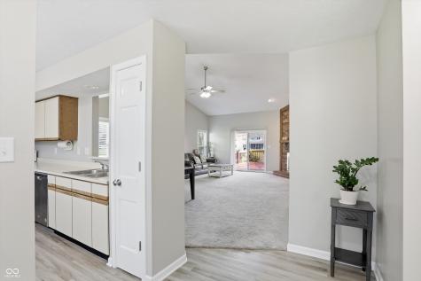 8953 Baywood Circle Indianapolis IN 46256