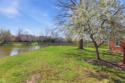 8953 Baywood Circle Indianapolis IN 46256