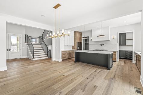 8061 Abington Way Zionsville IN 46077