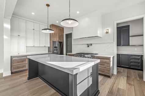 8061 Abington Way Zionsville IN 46077