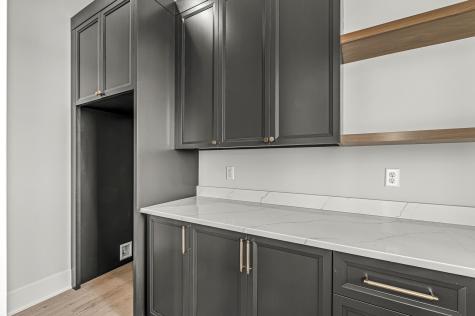8061 Abington Way Zionsville IN 46077
