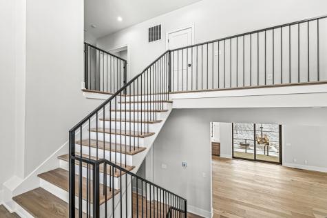 8061 Abington Way Zionsville IN 46077