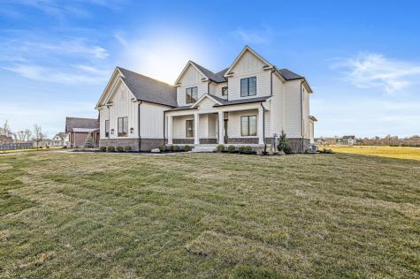 8061 Abington Way Zionsville IN 46077