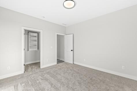 8061 Abington Way Zionsville IN 46077