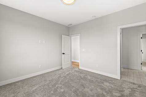 8061 Abington Way Zionsville IN 46077