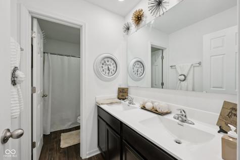 10101 Caprock Canyon Drive Indianapolis IN 46229