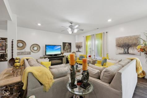 10101 Caprock Canyon Drive Indianapolis IN 46229