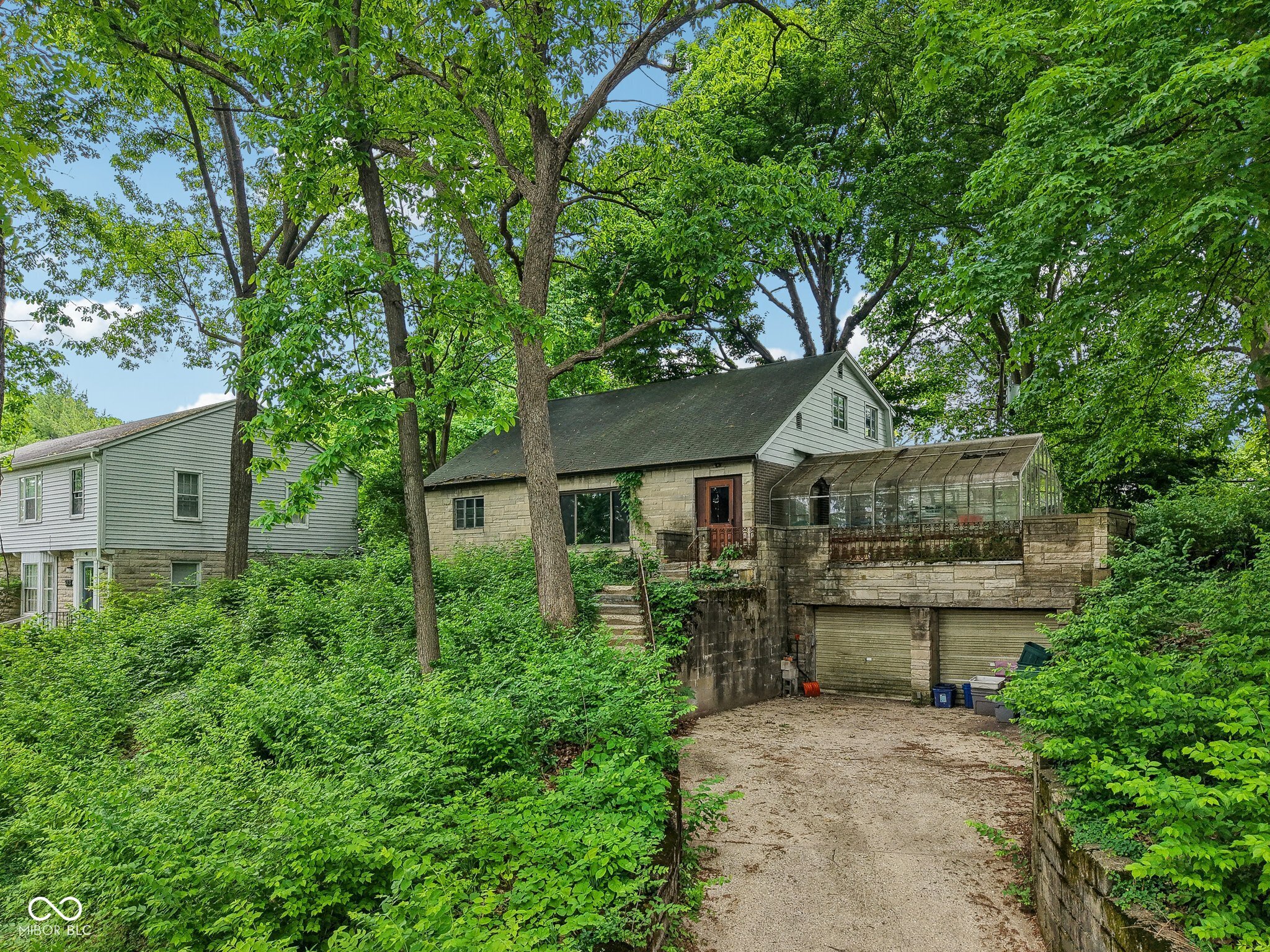 5035 Boulevard Place Indianapolis IN 46208