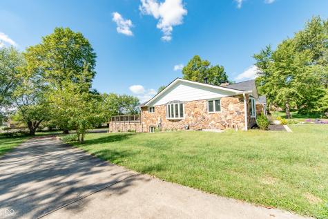 3532 Shoshonee Drive Columbus IN 47203