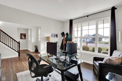 2724 Daisy Court Columbus IN 47201