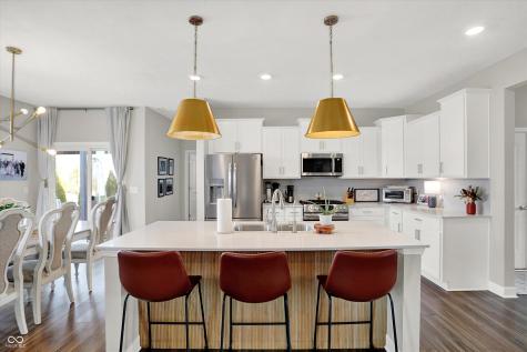 2724 Daisy Court Columbus IN 47201