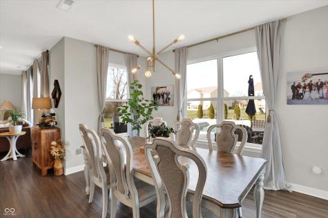 2724 Daisy Court Columbus IN 47201