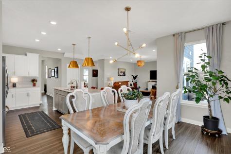 2724 Daisy Court Columbus IN 47201