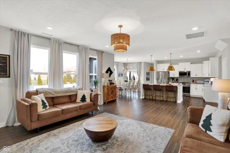 2724 Daisy Court Columbus IN 47201