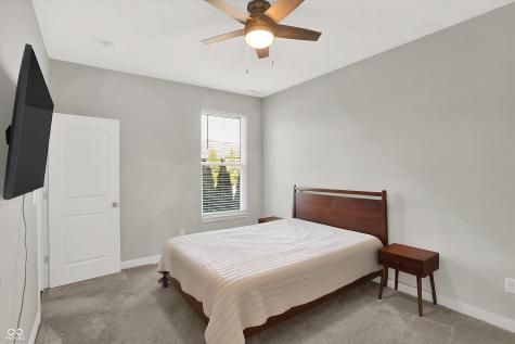 2724 Daisy Court Columbus IN 47201