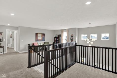 2724 Daisy Court Columbus IN 47201