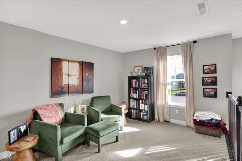 2724 Daisy Court Columbus IN 47201