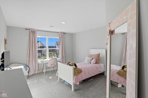 2724 Daisy Court Columbus IN 47201