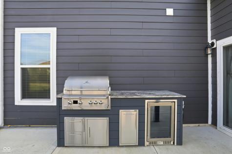 2724 Daisy Court Columbus IN 47201