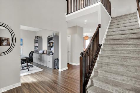 2724 Daisy Court Columbus IN 47201