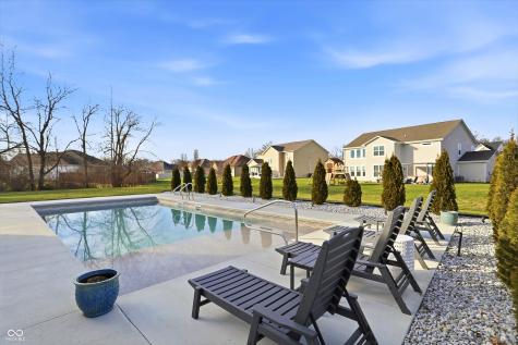 2724 Daisy Court Columbus IN 47201