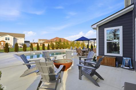 2724 Daisy Court Columbus IN 47201