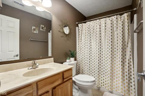 8010 Apalachee Drive Indianapolis IN 46217