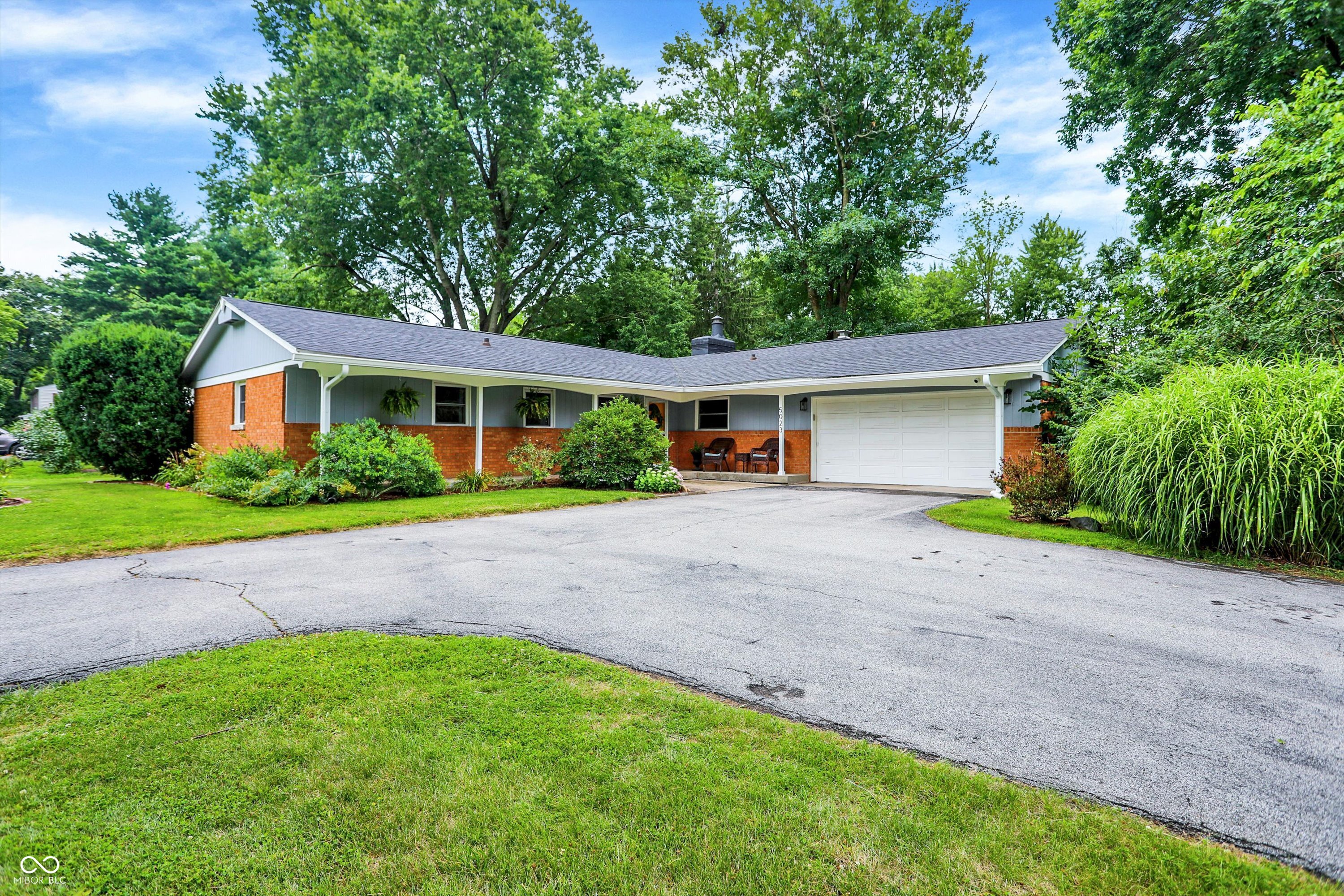 5023 E 70th Street Indianapolis IN 46220
