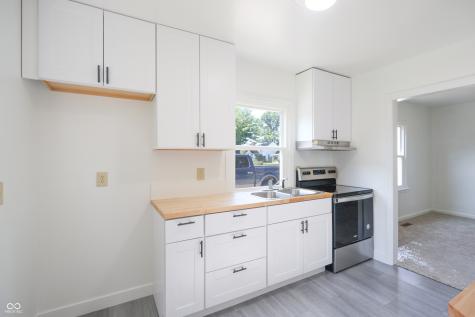 2541 Pearl Street Columbus IN 47201