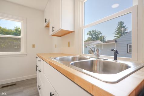 2541 Pearl Street Columbus IN 47201