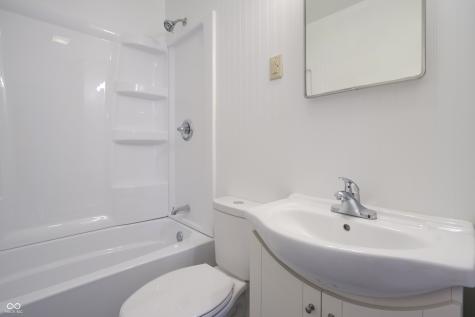 2541 Pearl Street Columbus IN 47201