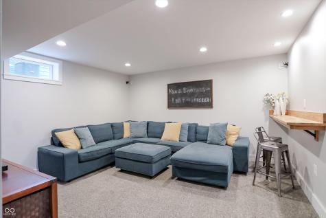 3936 Broadway Street Indianapolis IN 46205