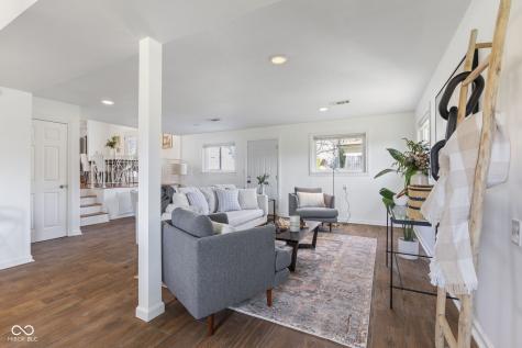 1708 Fox Hill Drive Indianapolis IN 46228