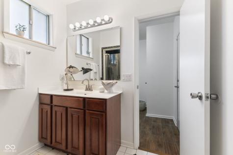1708 Fox Hill Drive Indianapolis IN 46228