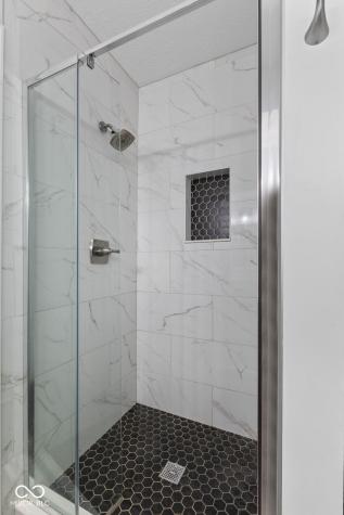 8103 Clearwater Parkway Indianapolis IN 46240