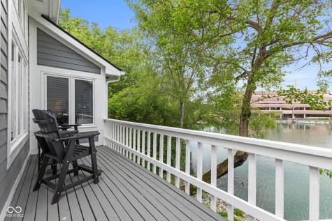 8103 Clearwater Parkway Indianapolis IN 46240