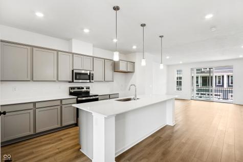 5758 Arcade Boulevard Mccordsville IN 46055