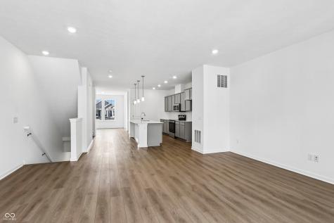 5758 Arcade Boulevard Mccordsville IN 46055