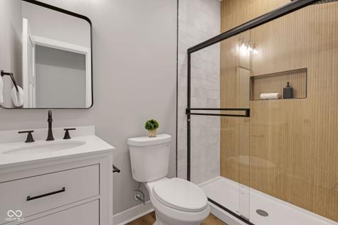 1147 Kelsneland Drive Avon IN 46123