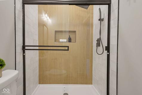 1147 Kelsneland Drive Avon IN 46123